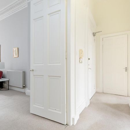 Light And Spacious 2 Bedroom Flat In Heart Of Edinburg Exteriör bild