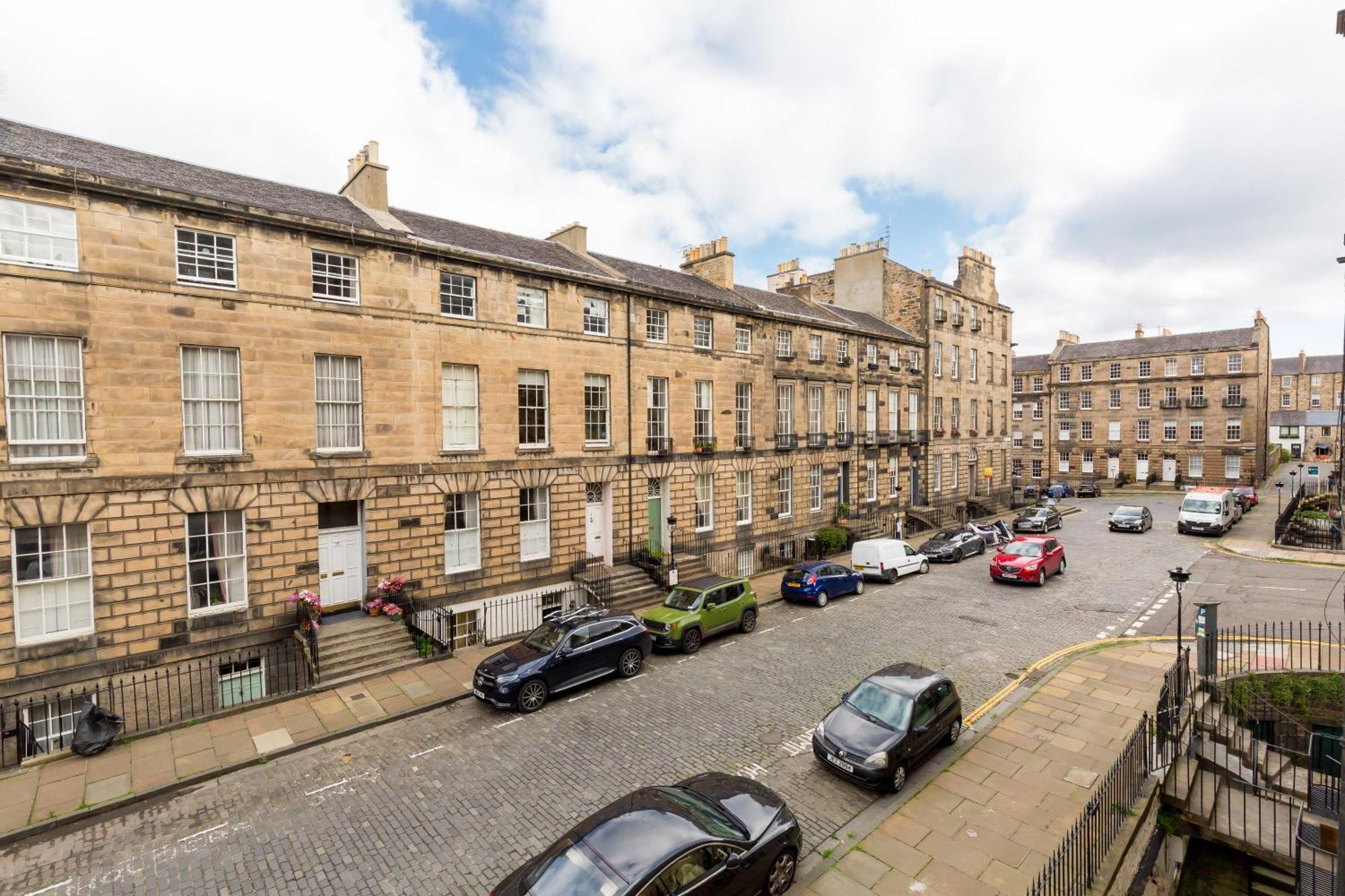 Light And Spacious 2 Bedroom Flat In Heart Of Edinburg Exteriör bild