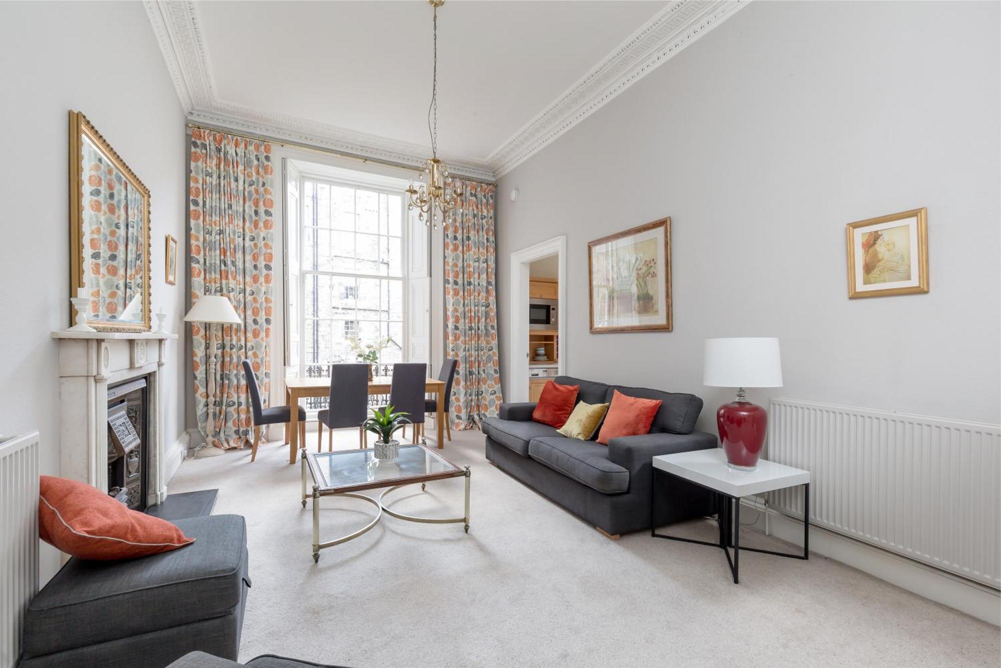 Light And Spacious 2 Bedroom Flat In Heart Of Edinburg Exteriör bild