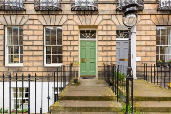 Light And Spacious 2 Bedroom Flat In Heart Of Edinburg Exteriör bild